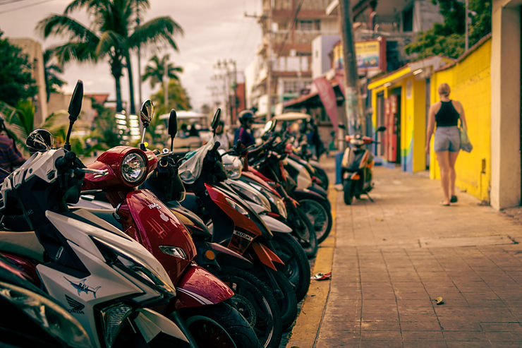 Isla Mujeres scooters