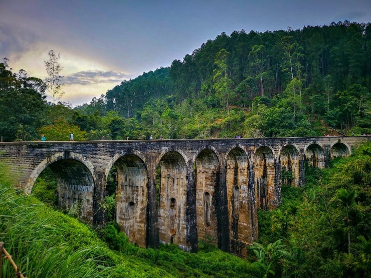 Nine Arch Bridge , Ella