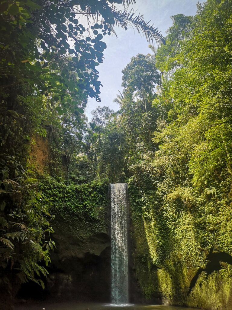 Tibumana waterfall